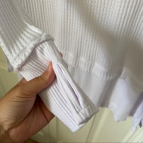 SOLD ON INSTA - Picture 3 of 4